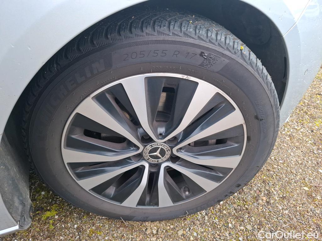  Mercedes  B-Klasse MERCEDES-BENZ Classe B / 2019 / 5P / monospace B 180 d Business Line Edition BA8 #10