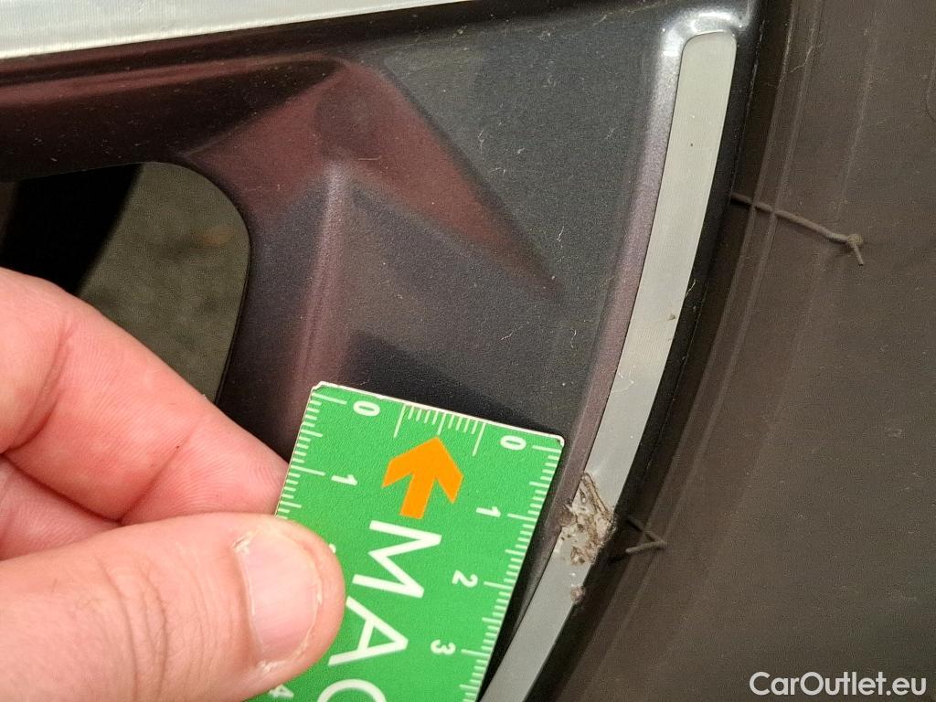  Mercedes  GLB MERCEDES-BENZ  / 2019 / 5P / SUV  200 d AMG Line #49