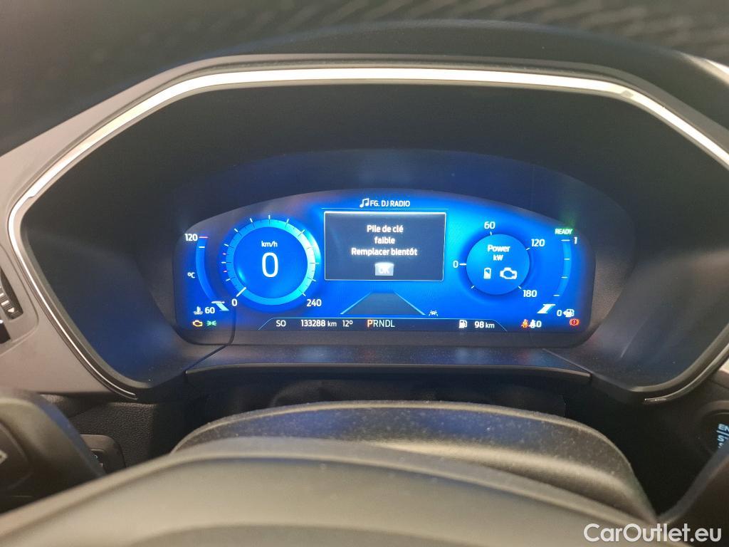  Ford  Kuga FORD  / 2019 / 5P / SUV 2.5 190 hybrid Flexifuel Pshift Titanium #5