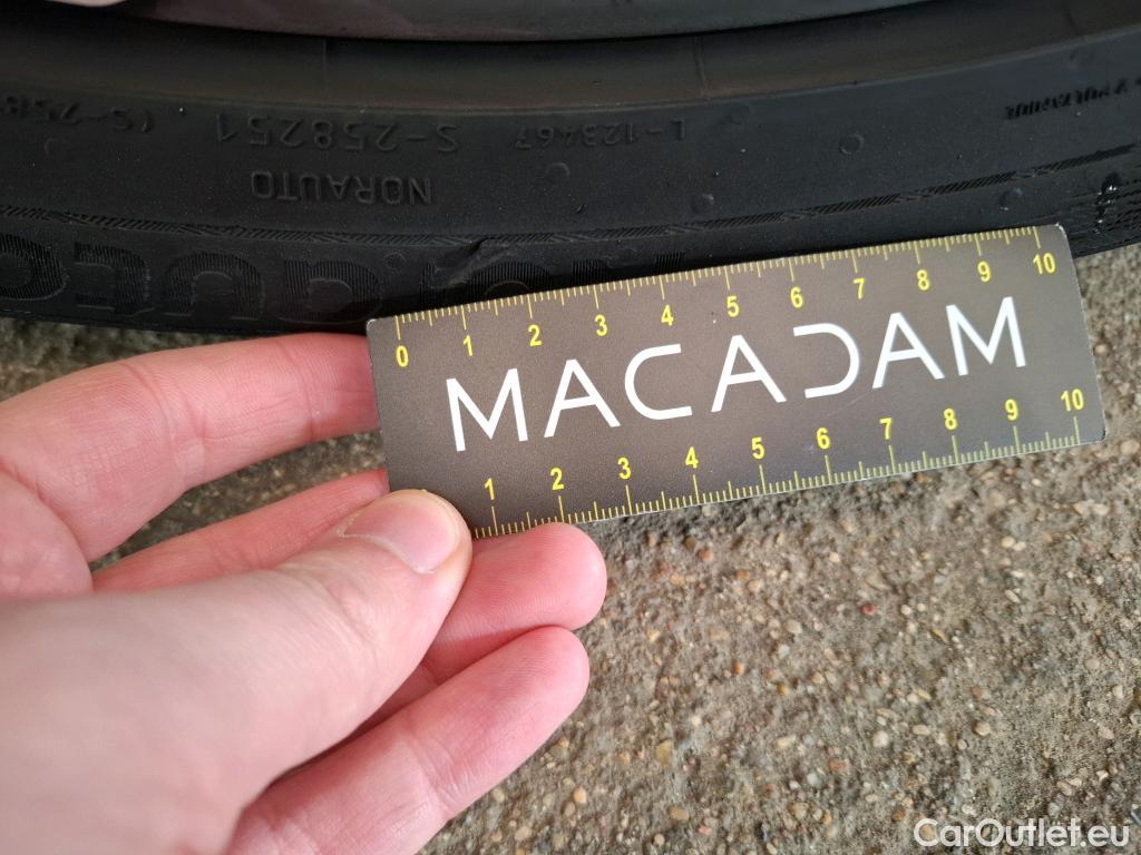  Hyundai  Konna Kona Creative Hybrid 2WD 1.6 GDI 140CV BVA6 E6d #16