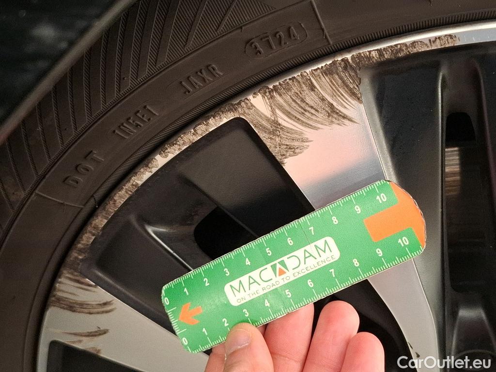  Mercedes  A-Klasse MERCEDES-BENZ Classe A Compact / 2018 / 5P / Berline A 180 d Business Line 8G-DCT #20