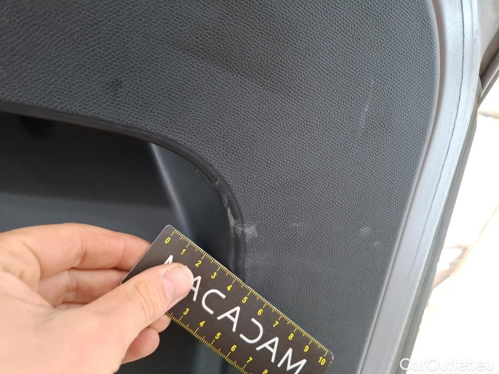  Peugeot  2008  Active Business 1.5 HDi 110CV BVM6 E6d #17