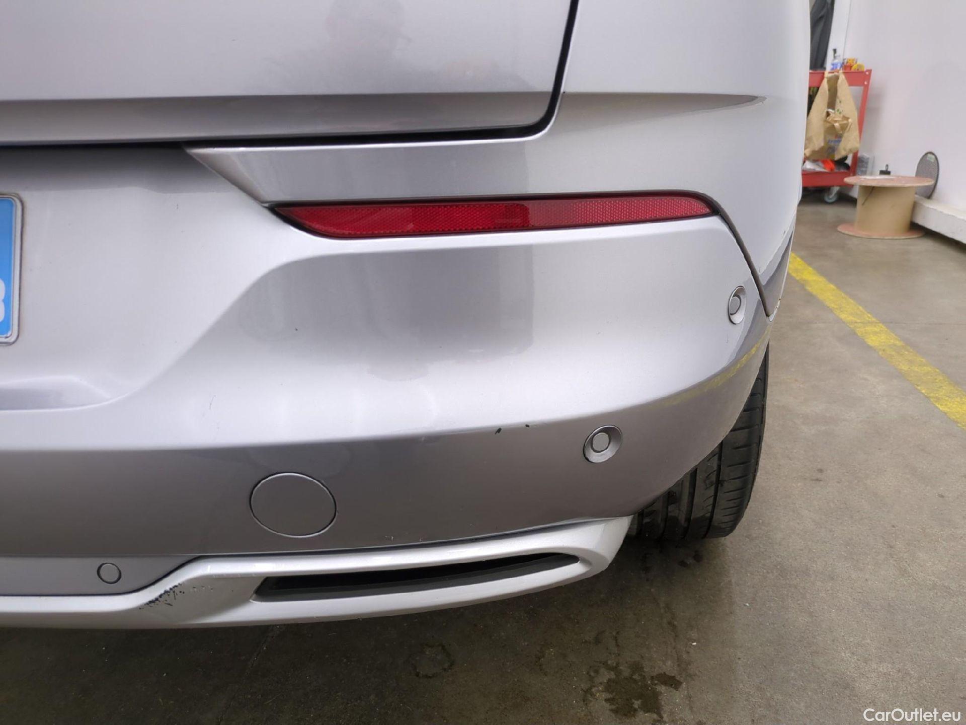  Opel   Grandland X Grandland X Elegance Business 1.5 130CV BVA8 E6d #27