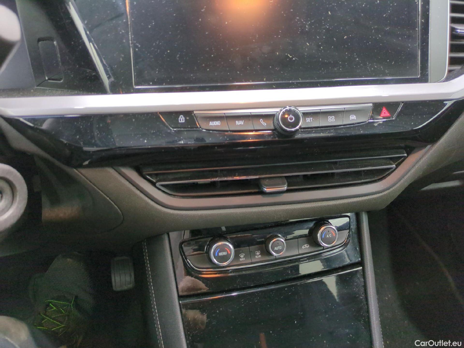  Opel   Grandland X Grandland X Elegance Business 1.5 130CV BVA8 E6d #14