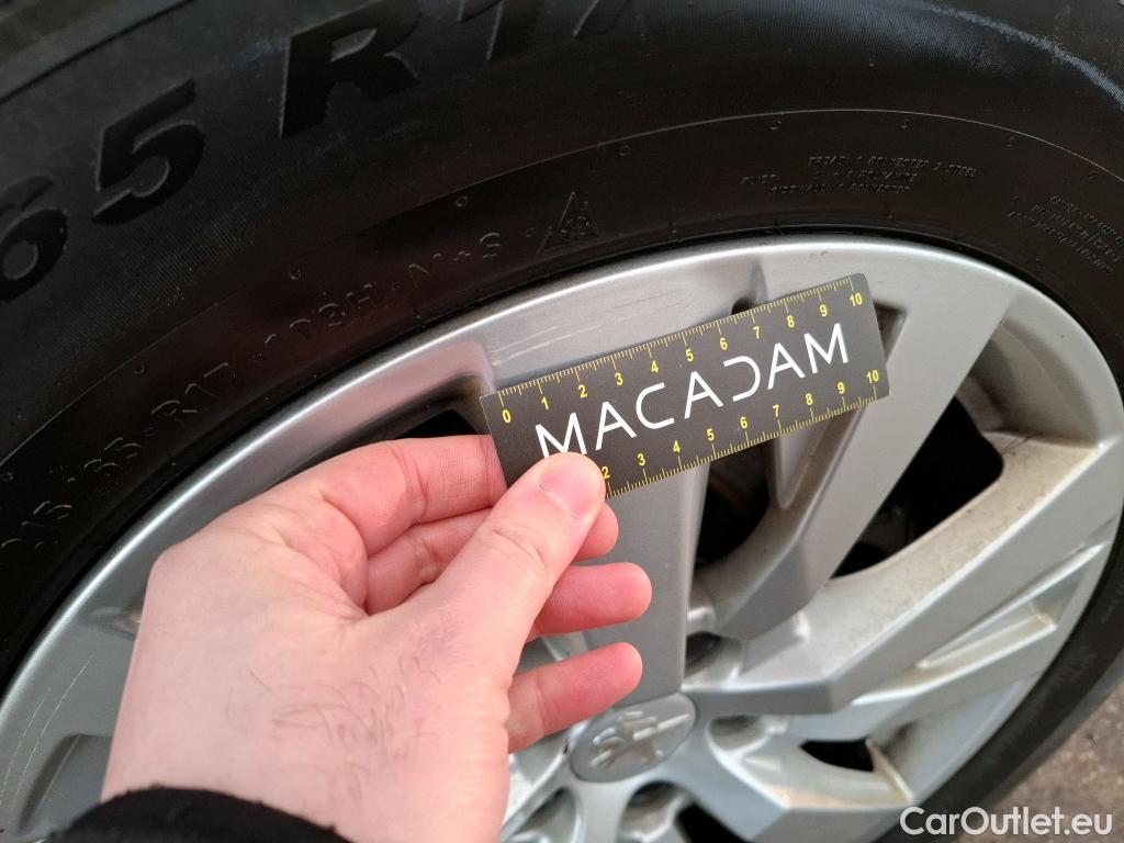  Peugeot  3008  Active Pack 1.5 HDi 130CV BVA8 E6d #3