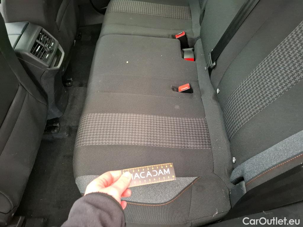  Peugeot  3008  Active Pack 1.5 HDi 130CV BVA8 E6d #22