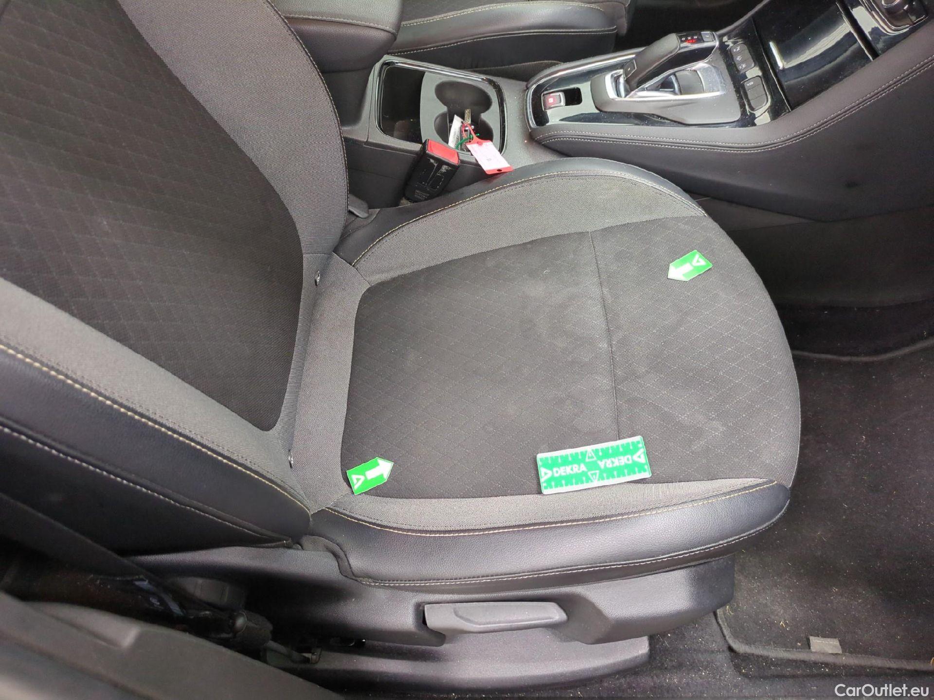  Opel   Grandland X Grandland X Elegance Business 1.5 130CV BVA8 E6d #5