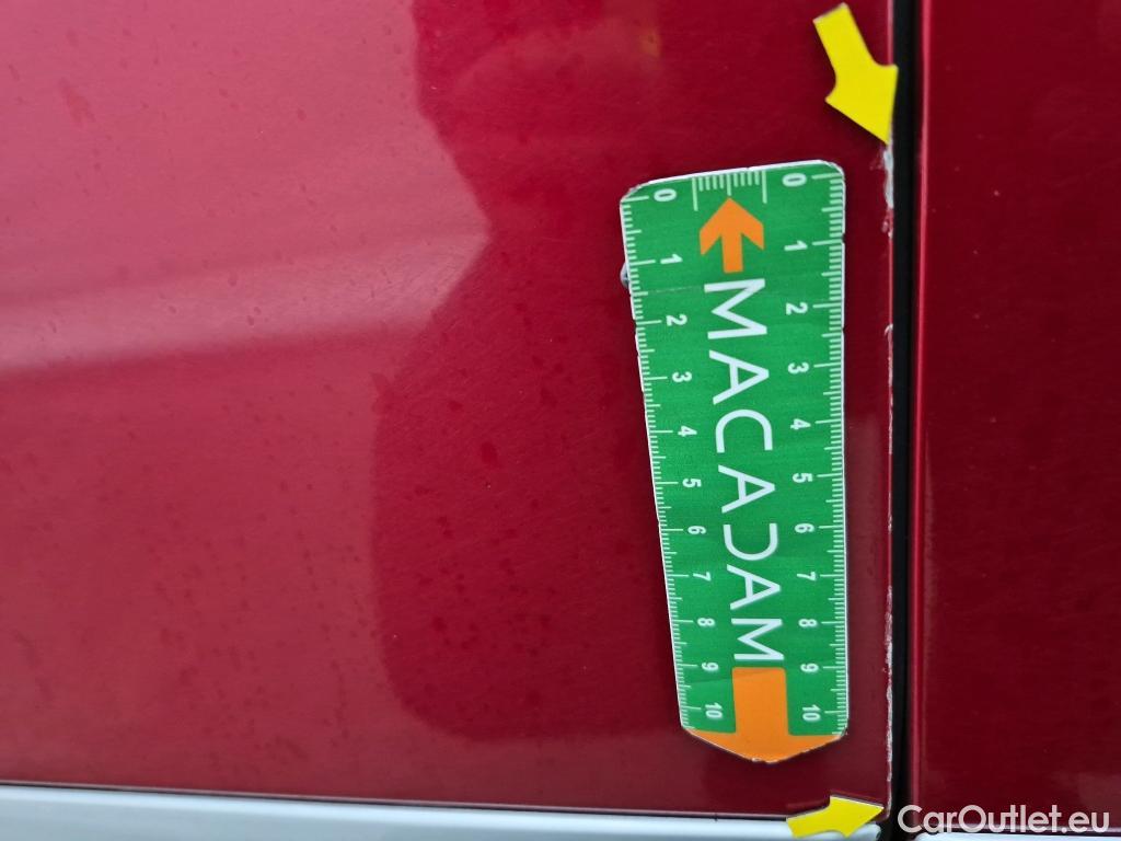  Peugeot  2008 PEUGEOT  / 2019 / 5P / Crossover BLUEHDI 130 S&S EAT8 GT PACK #9