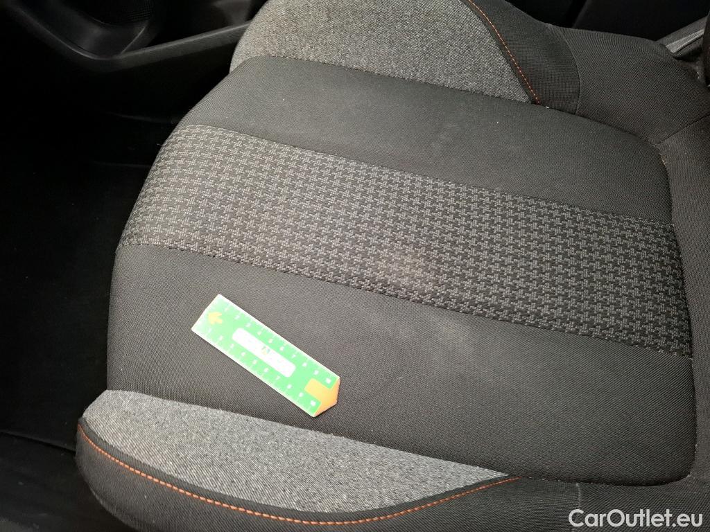  Peugeot  3008  Active Business 1.5 HDi 130CV BVA8 E6d #13