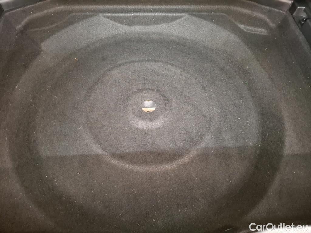  Peugeot  3008  Allure 1.5 HDi 130CV BVA8 E6d #26