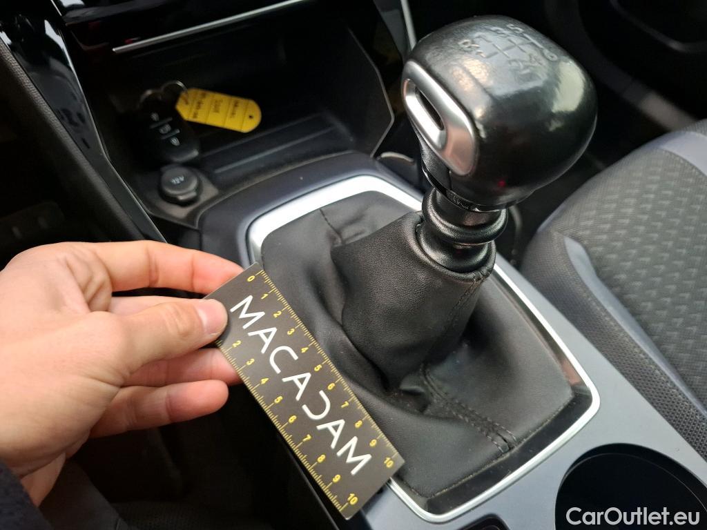  Peugeot  2008  Allure Business 1.5 HDi 100CV BVM6 E6d #20