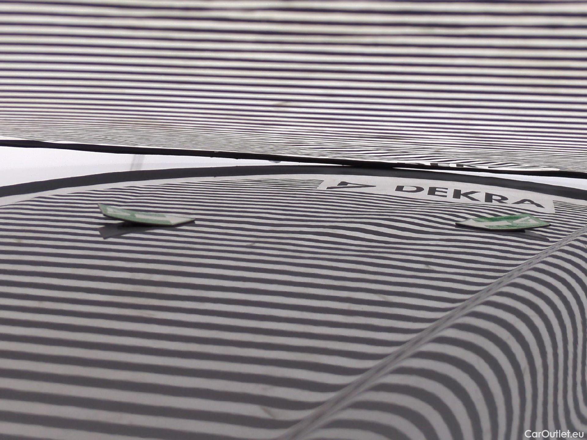  Opel   Grandland X Grandland X Elegance Business 1.5 130CV BVA8 E6d #22