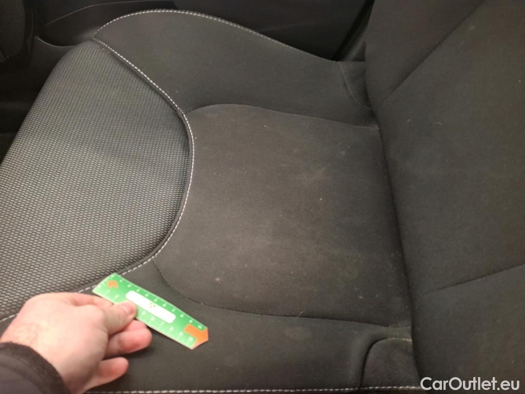  Renault  Clio  IV Business 0.9 TCe 90CV BVM5 E6 #14