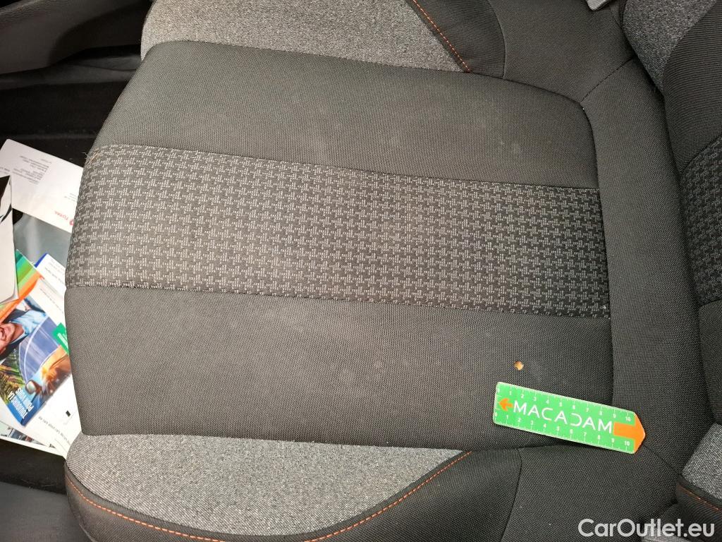  Peugeot  5008  Active Business 1.2 PureTech 130CV BVA8 7 Sieges E6d #1