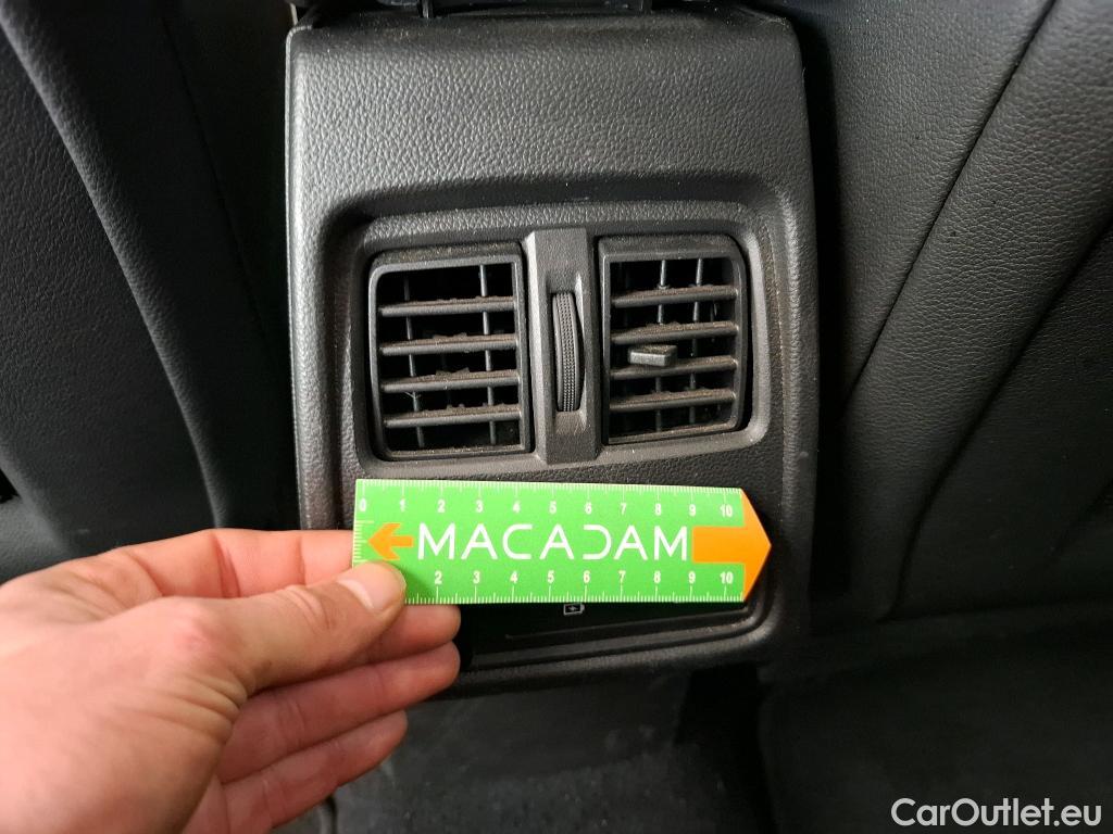  Renault  Captur  II Intens 1.6 E-TECH Hybrid 145CV BVA6 E6d #9