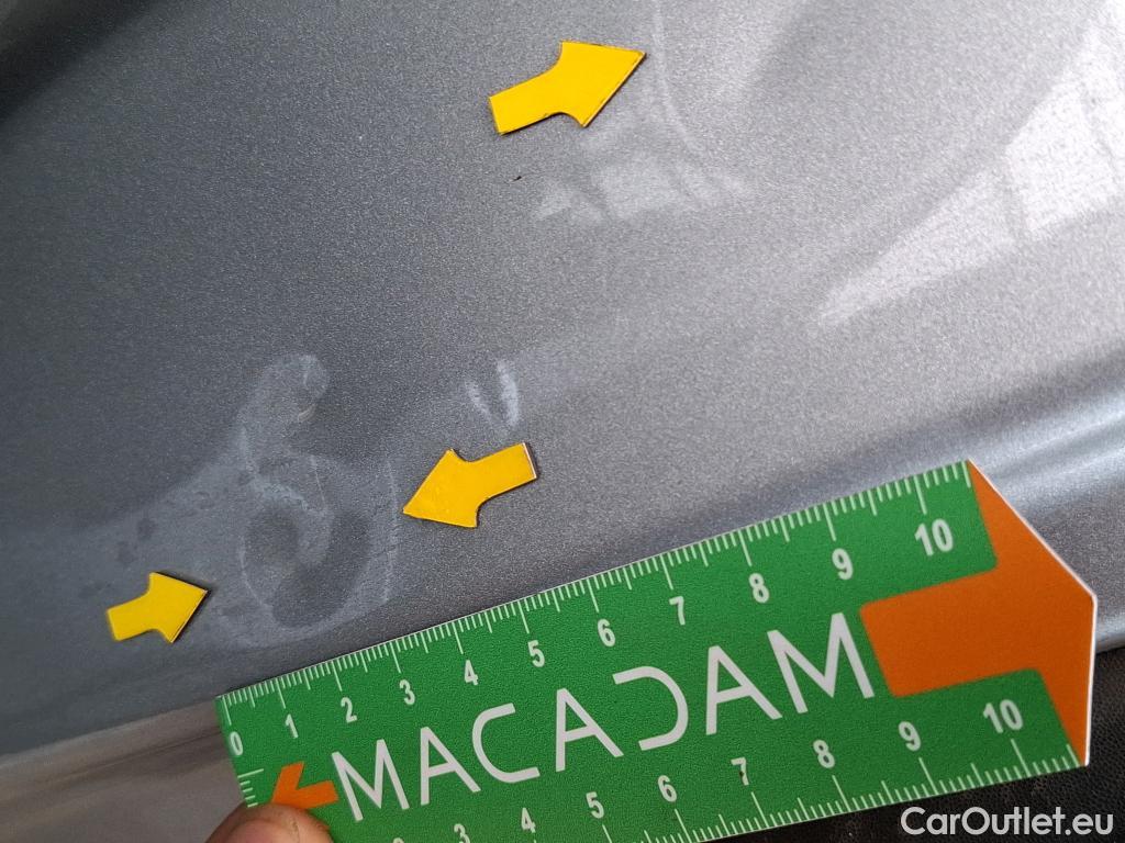  Renault  Captur  II Intens 1.6 E-TECH Hybrid 145CV BVA6 E6d #17