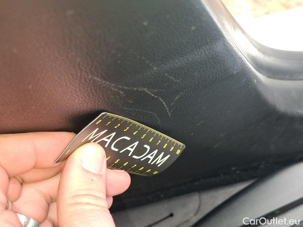  Renault  Megane  IV Berline 5pt. Business 1.5 dCi 115CV BVM6 E6d #39