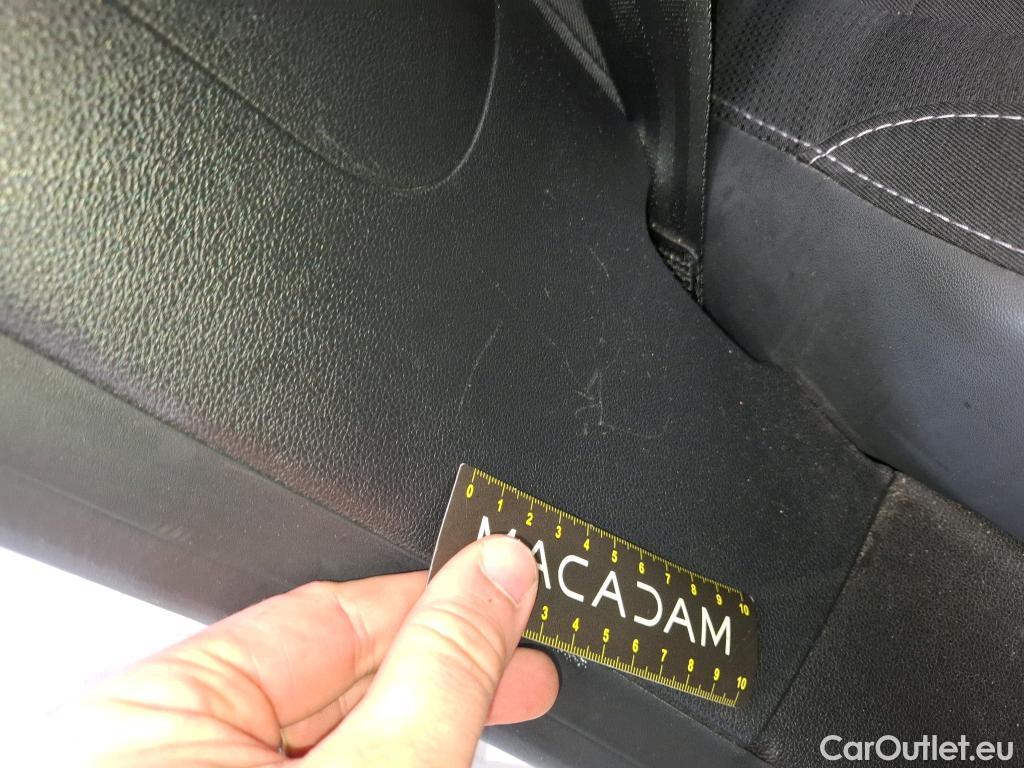  Renault  Megane  IV Berline 5pt. Business 1.5 dCi 115CV BVM6 E6d #46