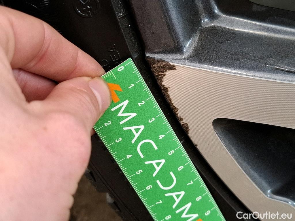  Renault  Kadjar RENAULT  / 2018 / 5P / Crossover Intens TCe 140 EDC FAP(SL) #24