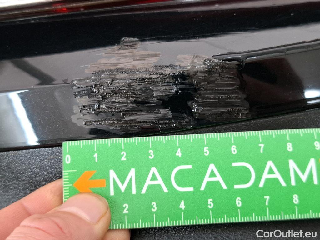  Renault  Kadjar RENAULT  / 2018 / 5P / Crossover Intens TCe 140 EDC FAP(SL) #11