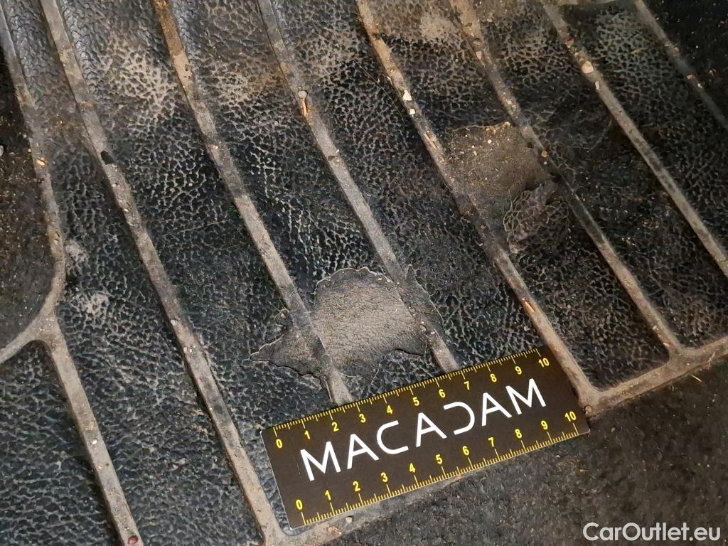  Renault  Megane  IV Berline 5pt. Business 1.5 dCi 115CV BVM6 E6dT #53