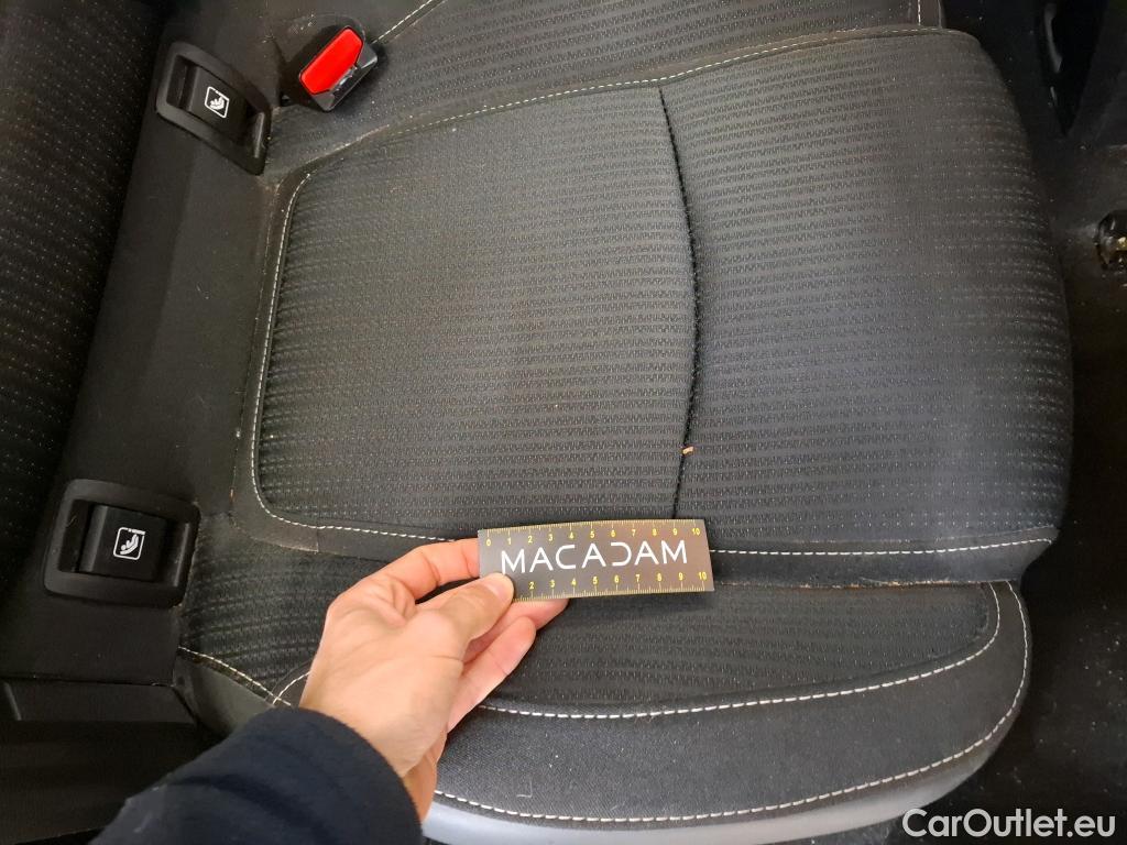  Renault  Megane  IV Berline 5pt. Business 1.5 dCi 115CV BVM6 E6dT #64