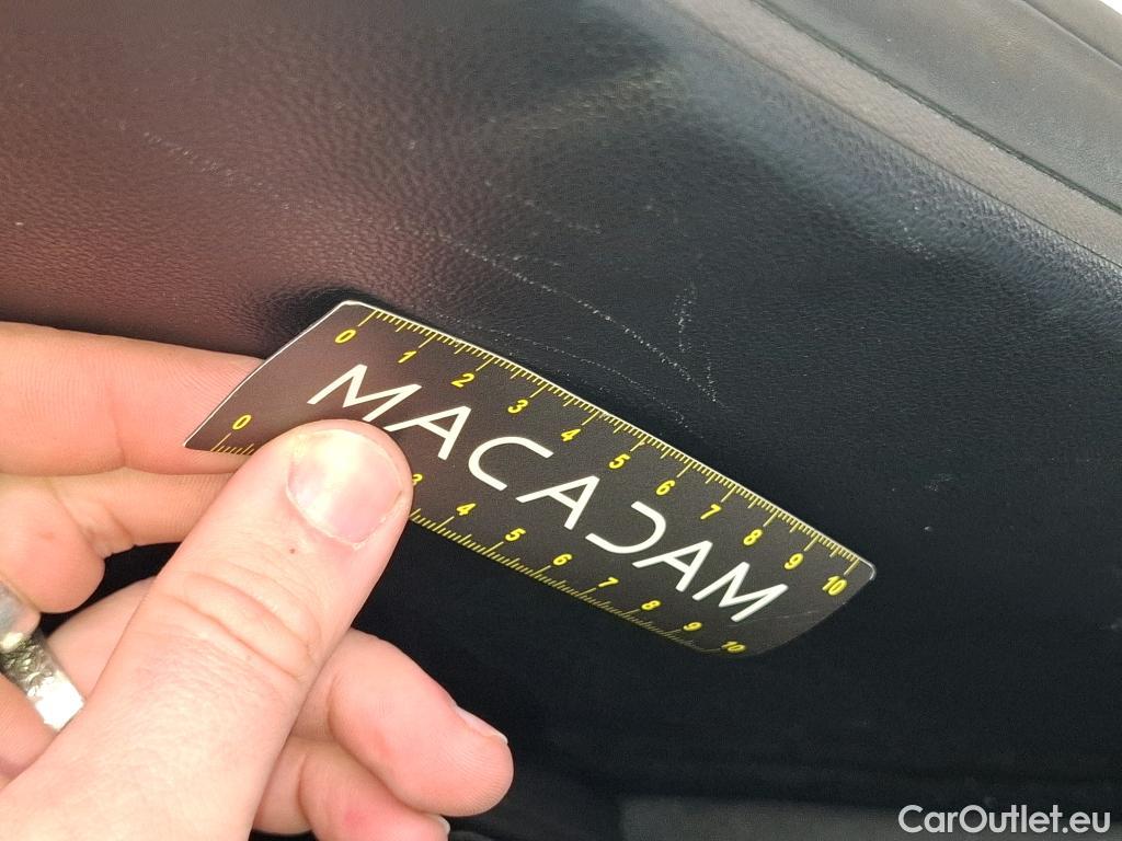  Renault  Megane  IV Berline 5pt. Business 1.5 dCi 115CV BVM6 E6d #37