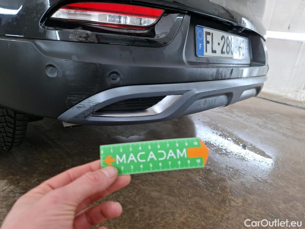  Renault  Kadjar RENAULT  / 2018 / 5P / Crossover Intens TCe 140 EDC FAP(SL) #47