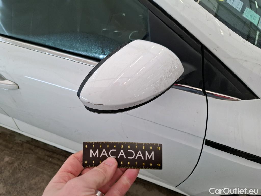  Renault  Megane  IV Berline 5pt. Business 1.5 dCi 115CV BVM6 E6d #60