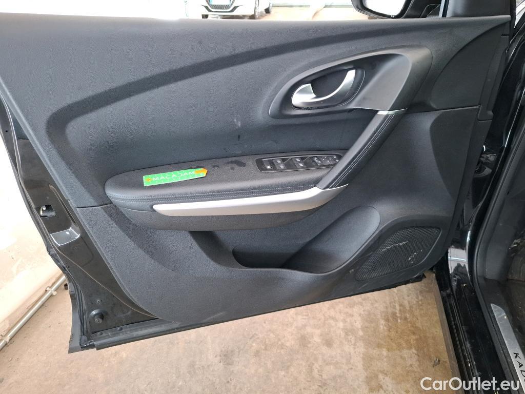  Renault  Kadjar RENAULT  / 2018 / 5P / Crossover Intens TCe 140 EDC FAP(SL) #34