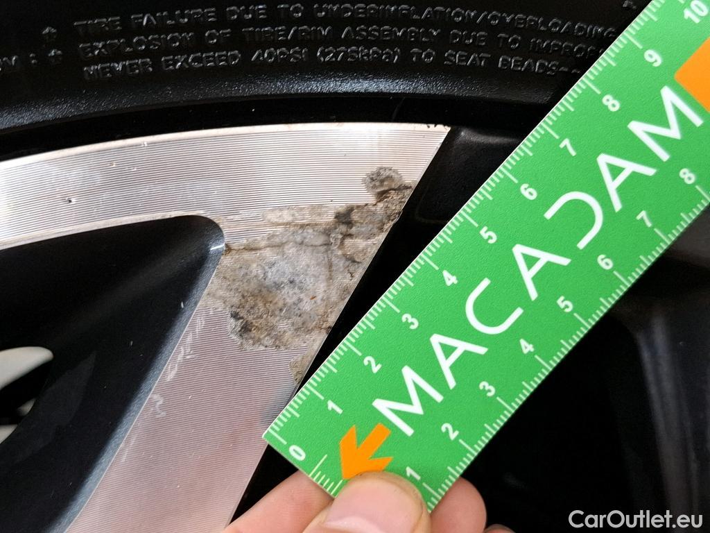  Renault  Kadjar RENAULT  / 2018 / 5P / Crossover Intens TCe 140 EDC FAP(SL) #26