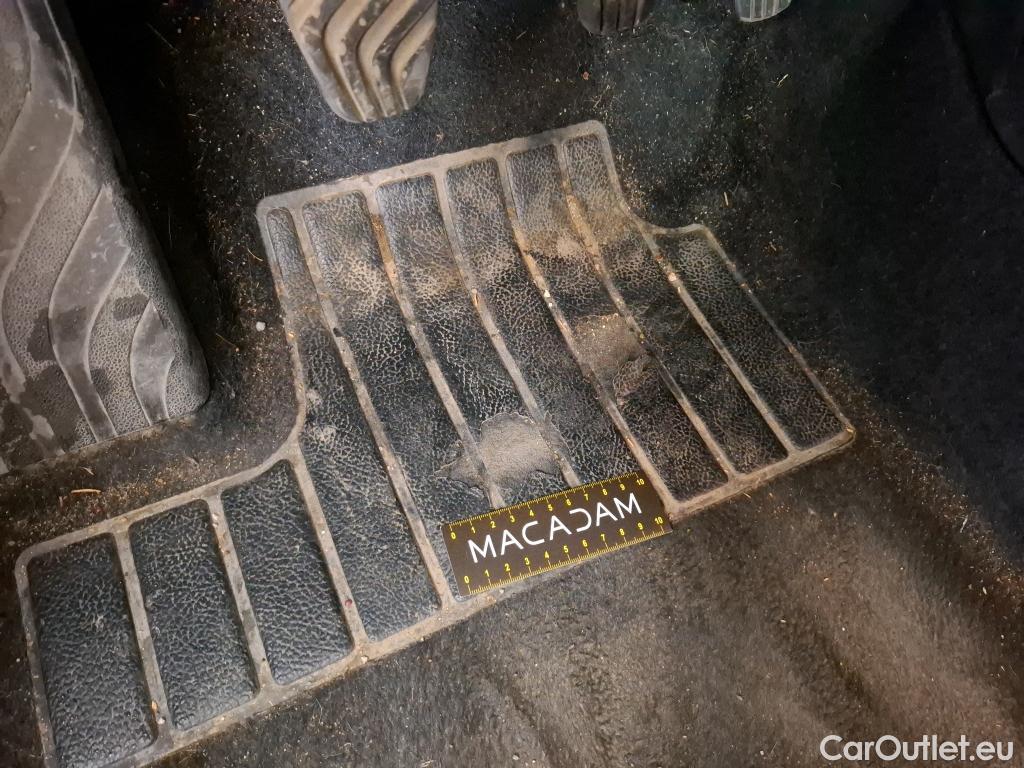  Renault  Megane  IV Berline 5pt. Business 1.5 dCi 115CV BVM6 E6dT #52