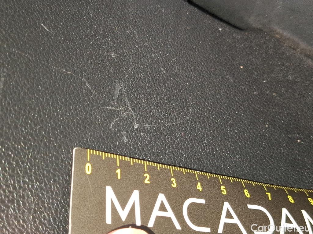  Renault  Megane  IV Berline 5pt. Business 1.5 dCi 115CV BVM6 E6d #47