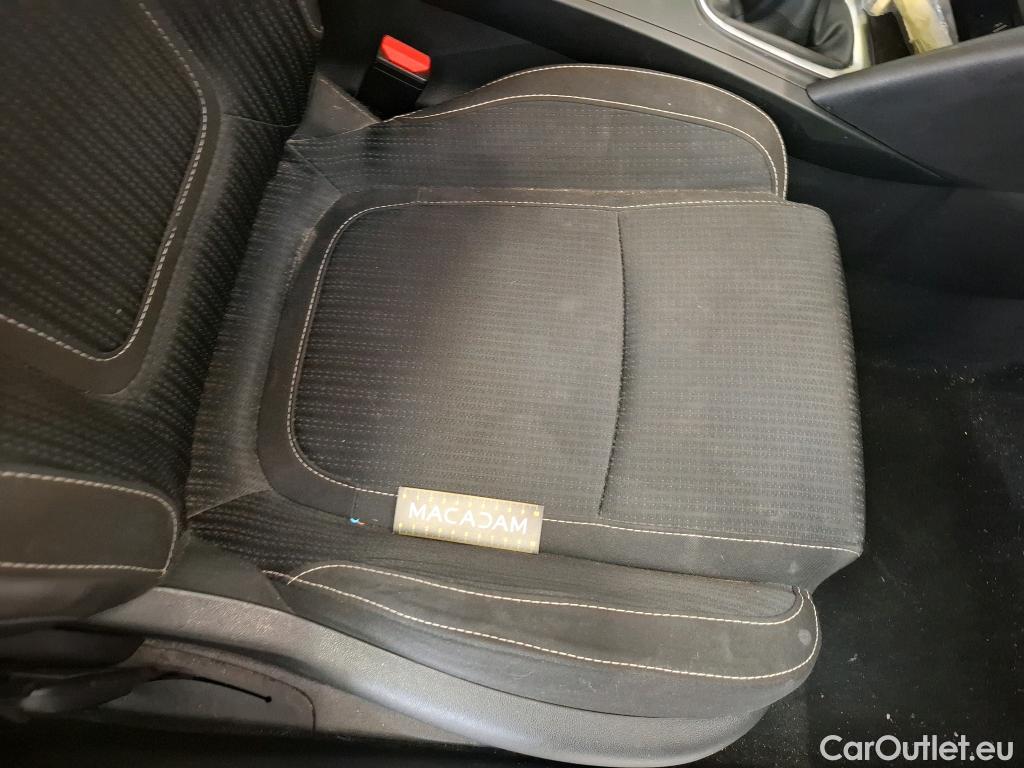  Renault  Megane  IV Berline 5pt. Business 1.5 dCi 115CV BVM6 E6dT #61