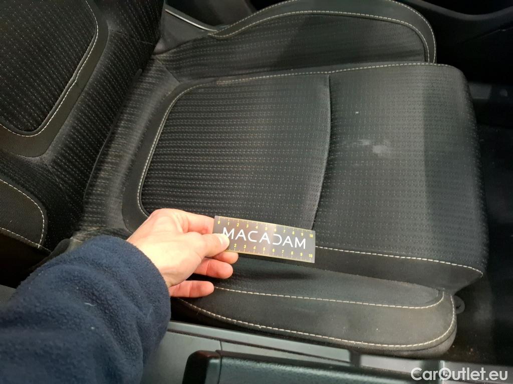  Renault  Megane  IV Berline 5pt. Business 1.5 dCi 115CV BVM6 E6dT #63