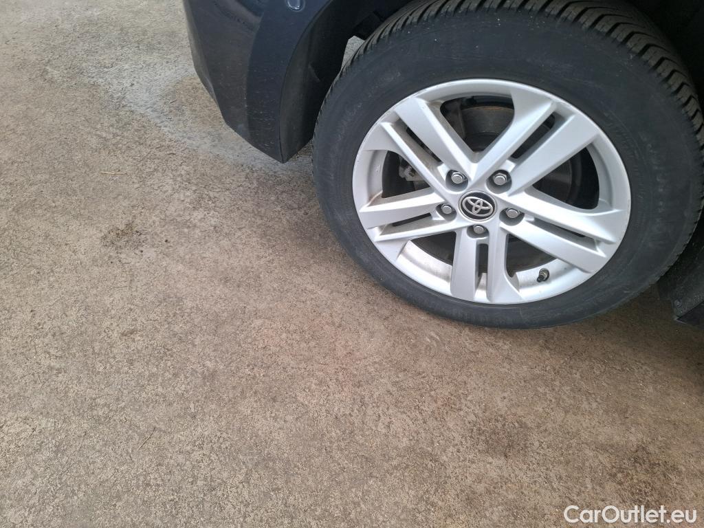  Toyota  Corolla TOYOTA  / 2018 / 5P / Berline Hybride 122h Dynamic Business Stage Acad #48