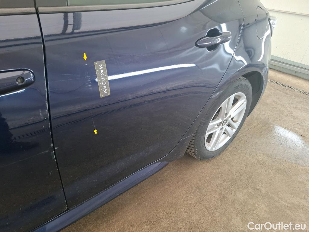  Toyota  Corolla TOYOTA  / 2018 / 5P / Berline Hybride 122h Dynamic Business Stage Acad #22