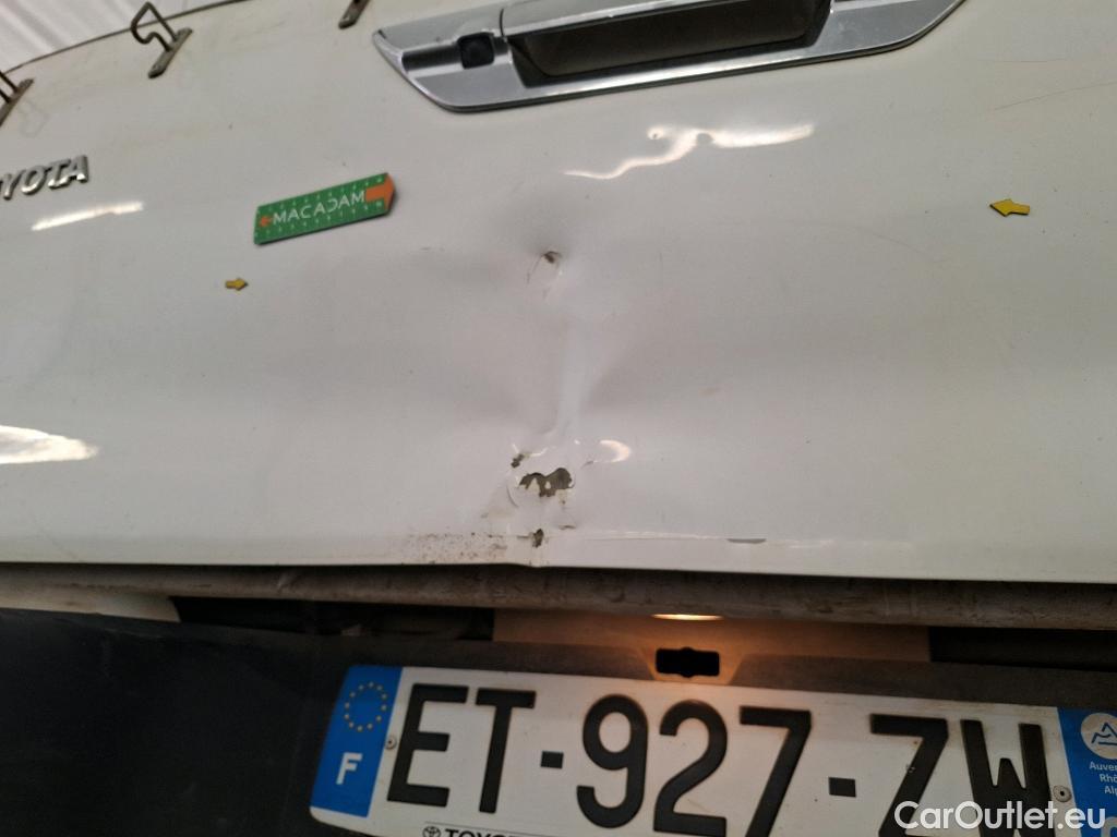  Toyota  Hilux TOYOTA  DC 4p Plateau double cabine 4WD 2.4 D-4D Double Cabine Légende #23