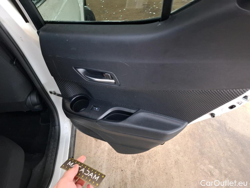  Toyota  C-HR TOYOTA  / 2016 / 5P / SUV 1.8 HYBRIDE 122 GRAPHIC #18