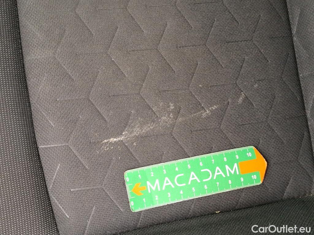  Toyota  Corolla TOYOTA  / 2018 / 5P / Berline Hybride 122h Dynamic Business Stage Acad #42