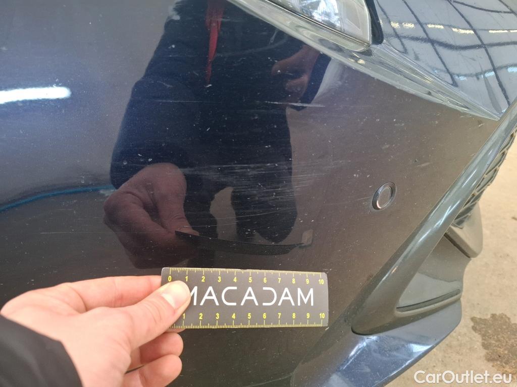  Toyota  Corolla TOYOTA  / 2018 / 5P / Berline Hybride 122h Dynamic Business Stage Acad #30