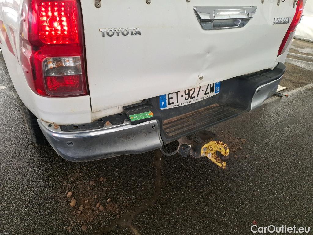  Toyota  Hilux TOYOTA  DC 4p Plateau double cabine 4WD 2.4 D-4D Double Cabine Légende #42