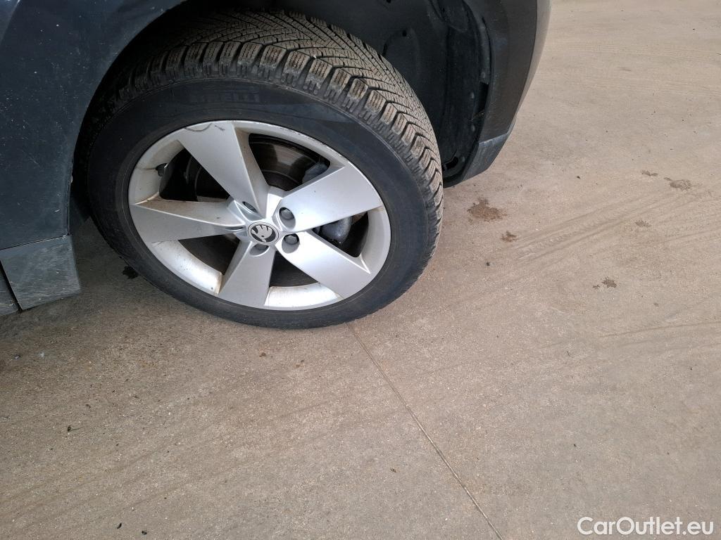  Skoda  Karoq SKODA  / 2017 / 5P / SUV 1.5 TSI 150ch ACT DSG7 Business #8