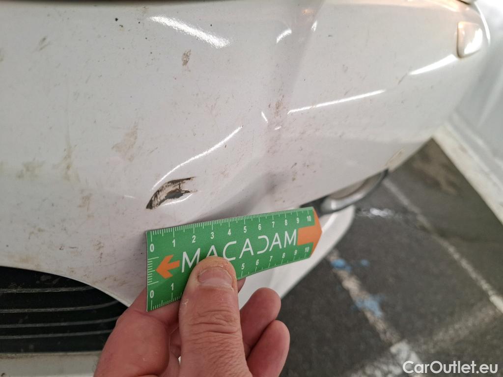  Toyota  Hilux TOYOTA  DC 4p Plateau double cabine 4WD 2.4 D-4D Double Cabine Légende #10