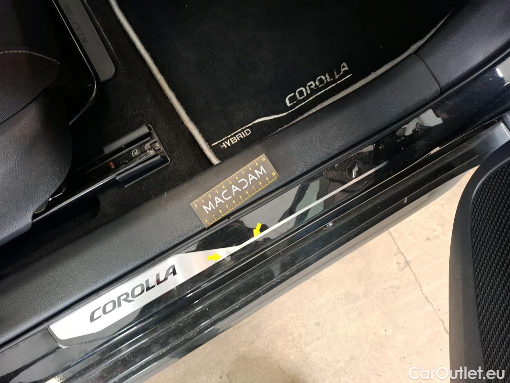  Toyota  Corolla TOYOTA  Touring Sports / 2018 / 5P / Break Hybride 122h Dynamic Business Beyond Zer #11