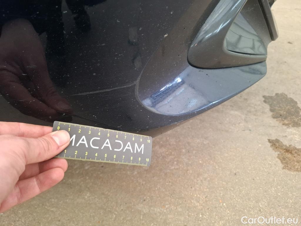  Toyota  Corolla TOYOTA  / 2018 / 5P / Berline Hybride 122h Dynamic Business Stage Acad #32