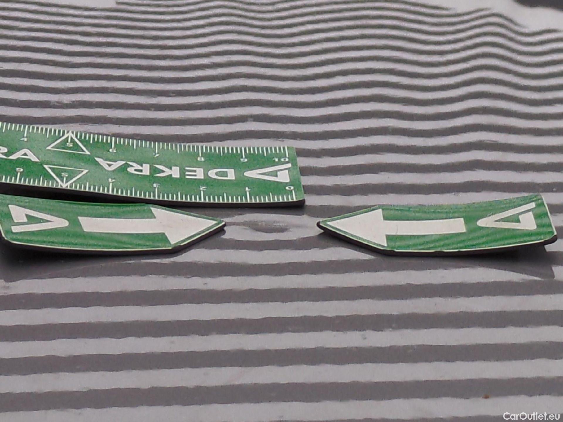  Toyota  C-HR TOYOTA  / 2016 / 5P / SUV 2.0 Hybride 184 Dynamic Business Beyond #19