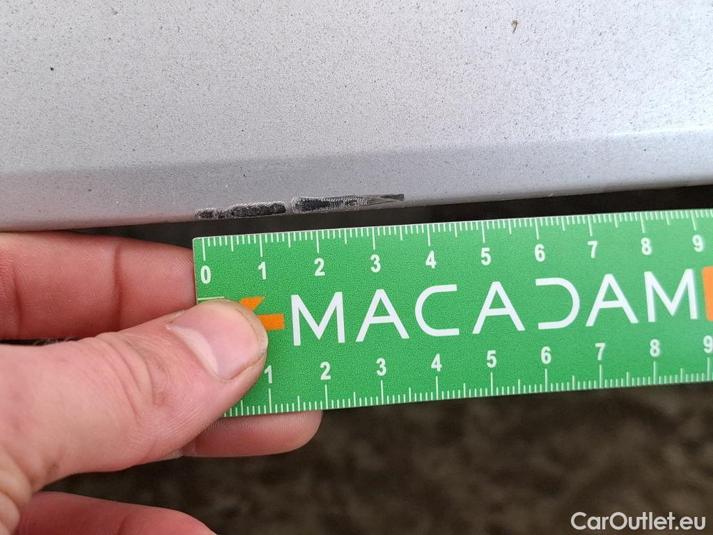  Toyota  Corolla TOYOTA  / 2018 / 5P / Berline Hybride 122h Dynamic Business Stage Acad #16