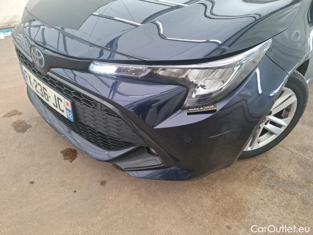  Toyota  Corolla TOYOTA  / 2018 / 5P / Berline Hybride 122h Dynamic Business Stage Acad #26