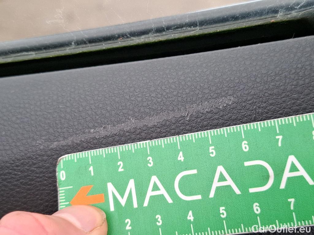  Toyota  Corolla TOYOTA  / 2018 / 5P / Berline Hybride 122h Dynamic Business Stage Acad #23